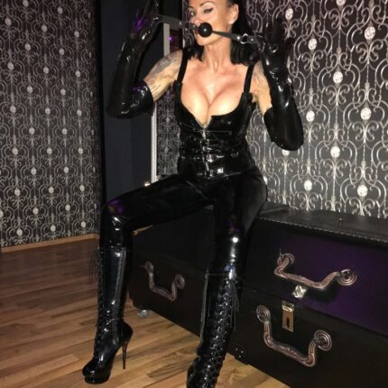 Domina Lady Liane